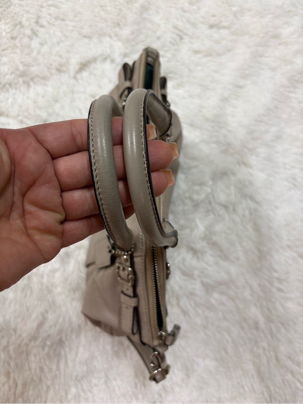 Coach Leather Satchel in Light Taupe with Gold Hardware - Picture 6 of 15